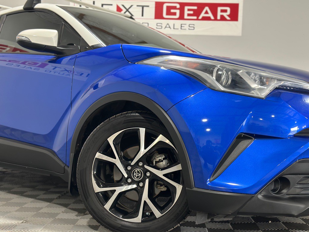 2018 Toyota C-HR Image 3