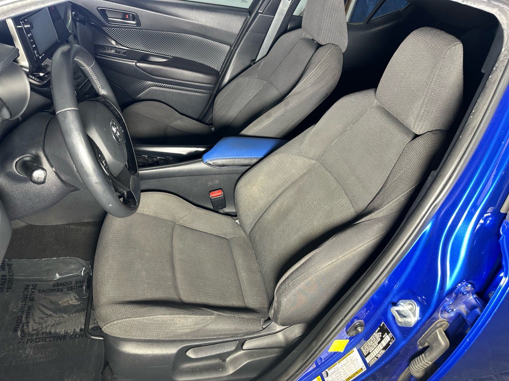 2018 Toyota C-HR Image 25