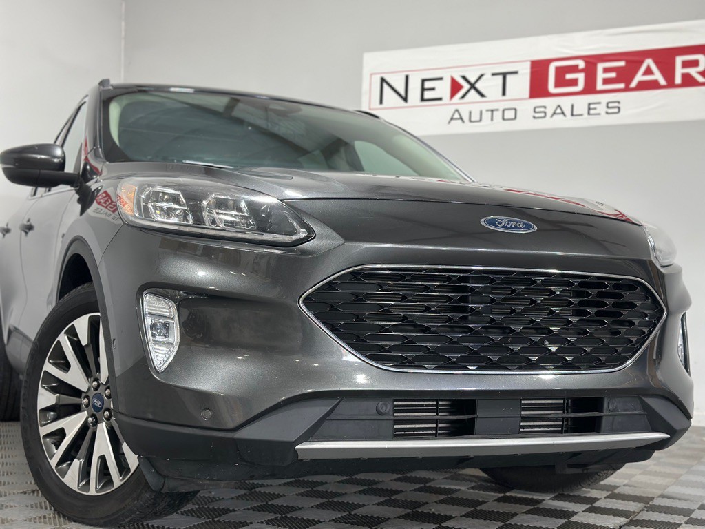2020 Ford Escape Image 3