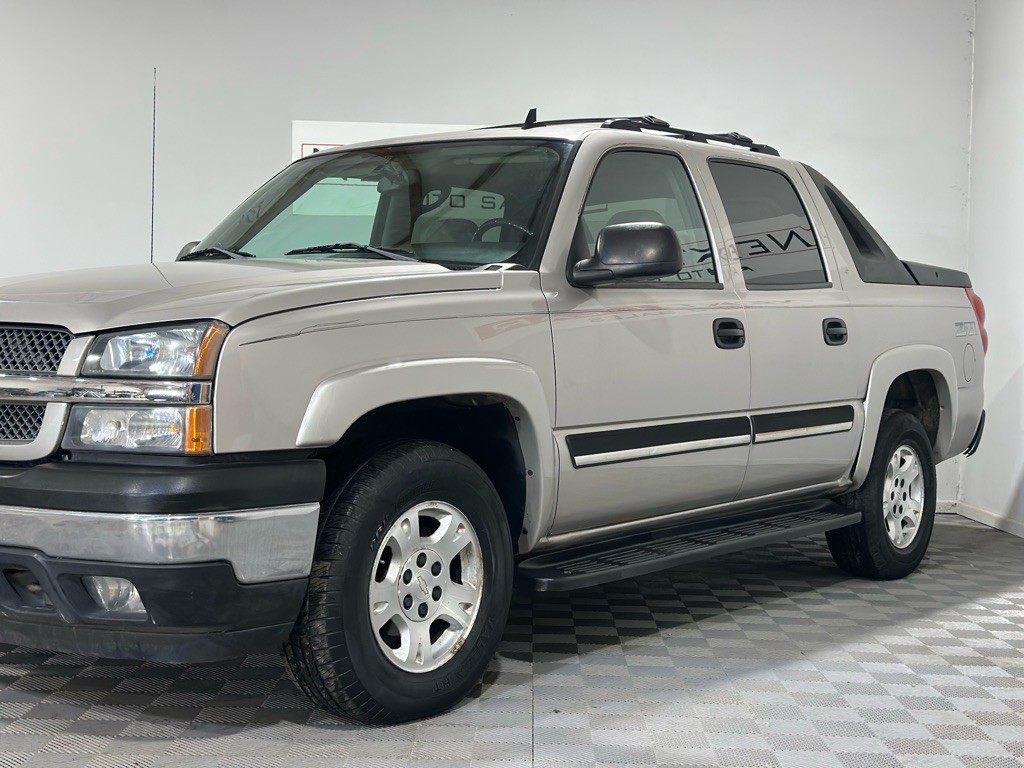 2006 Chevrolet Avalanche Image 6