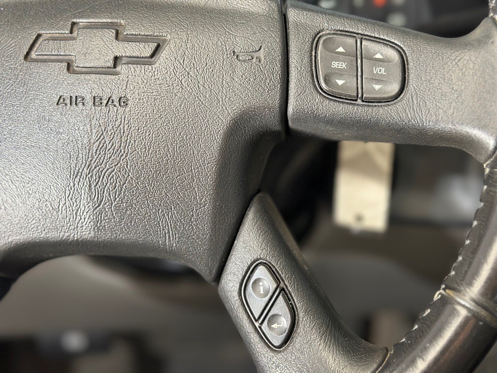 2006 Chevrolet Avalanche Image 29