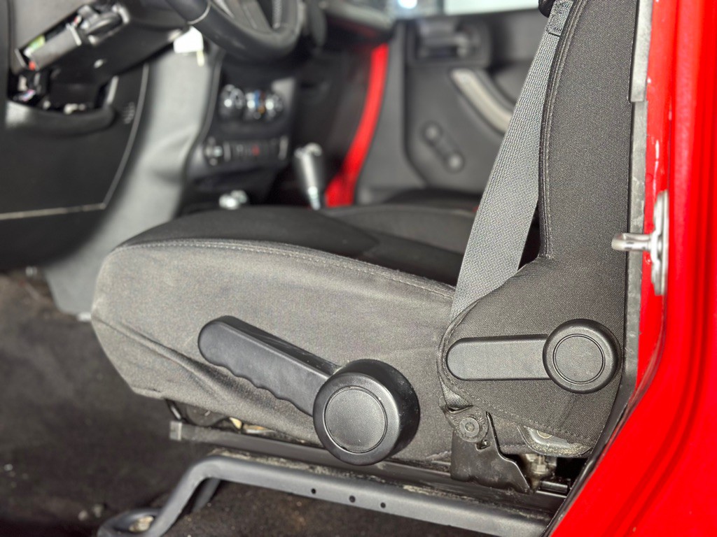 2015 Jeep Wrangler Unlimited Image 18