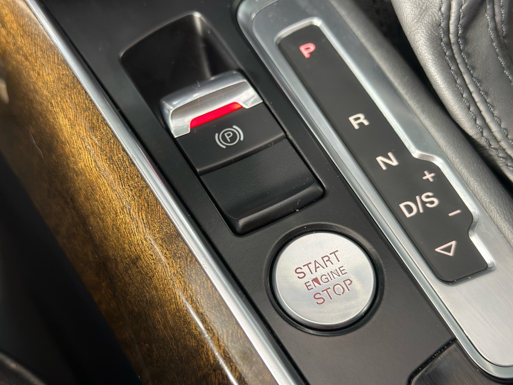 2013 Audi Q5 Image 21