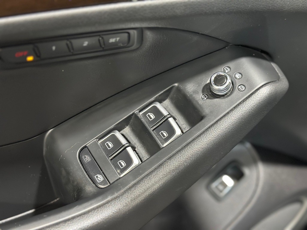 2013 Audi Q5 Image 34