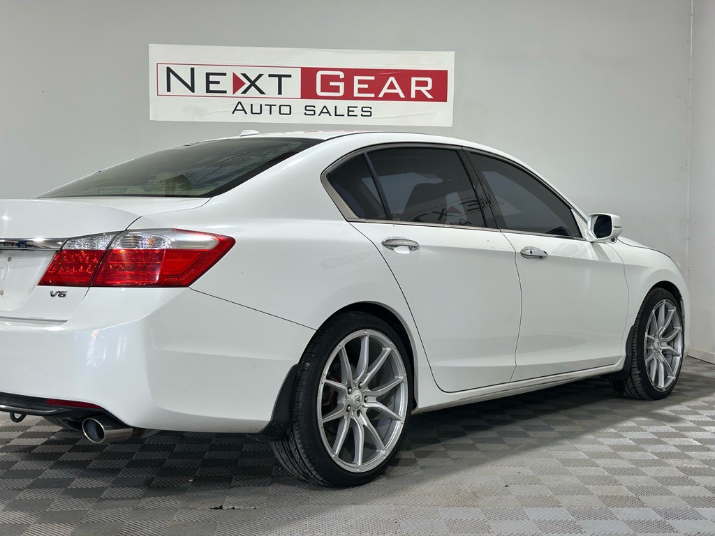 2013 Honda Accord Image 9