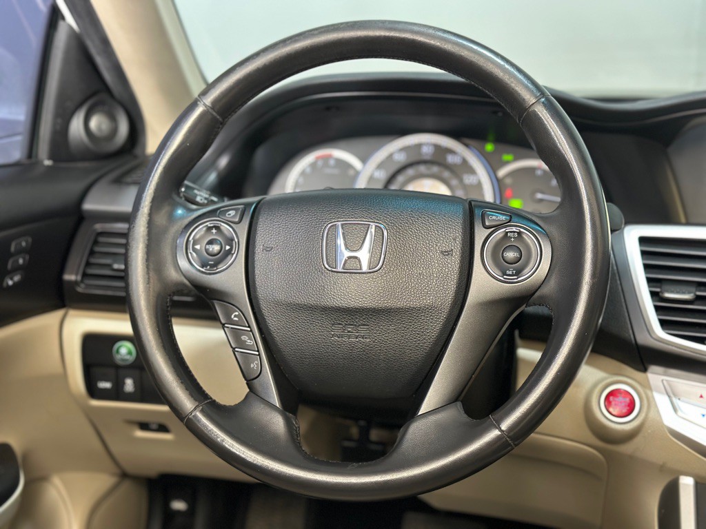 2013 Honda Accord Image 14