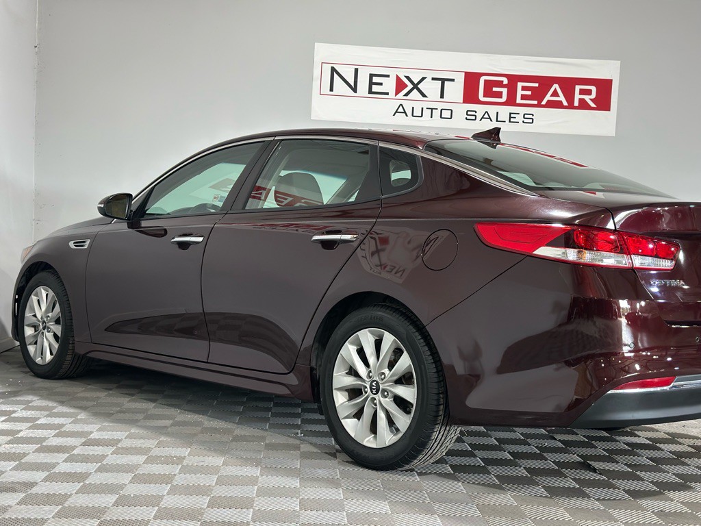 2018 Kia Optima Image 7