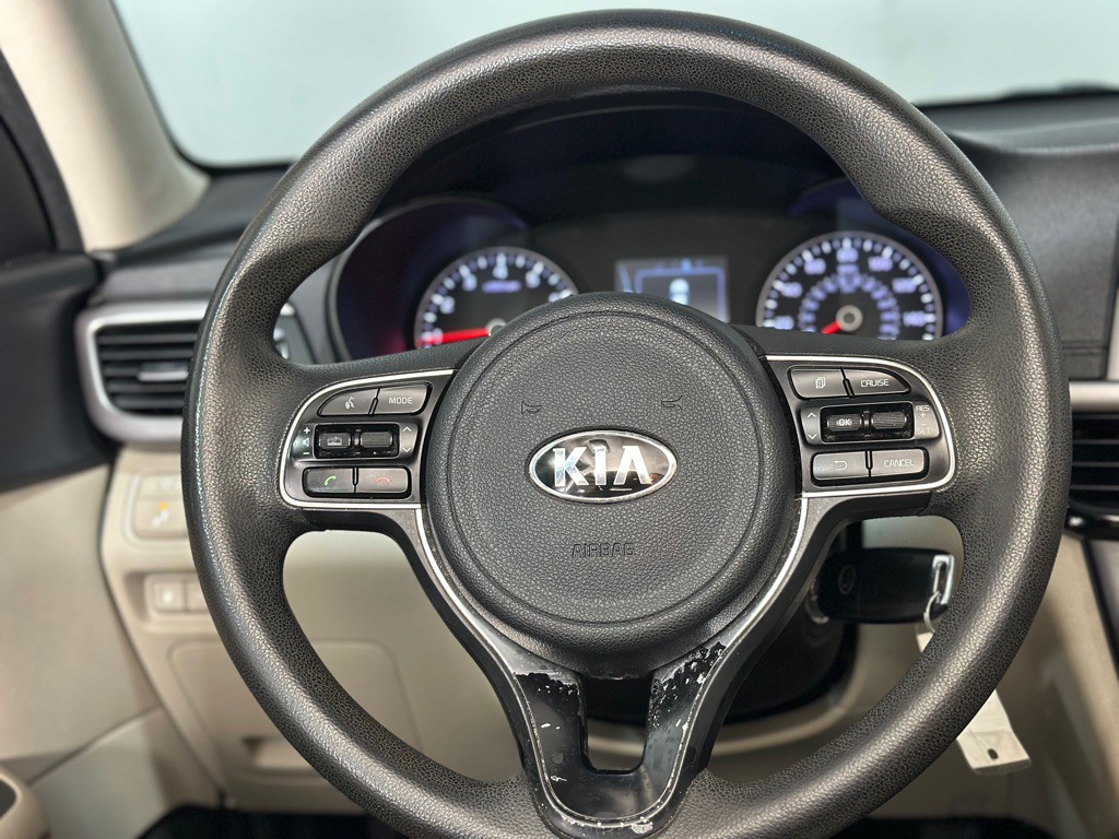 2018 Kia Optima Image 14
