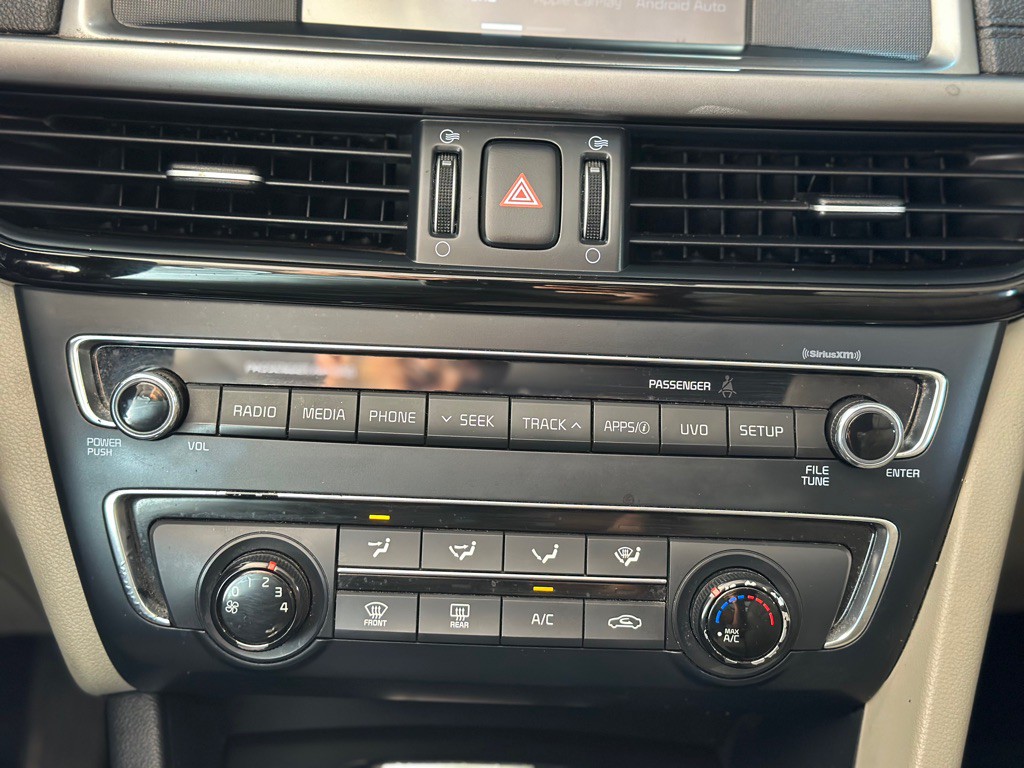 2018 Kia Optima Image 17