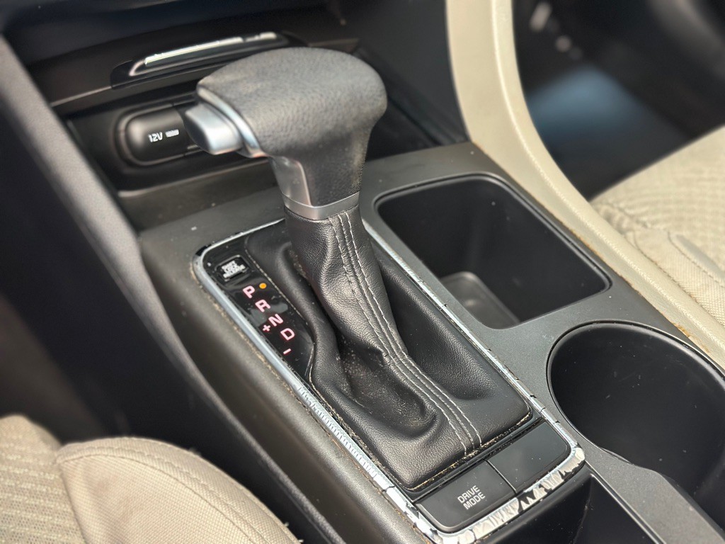 2018 Kia Optima Image 18