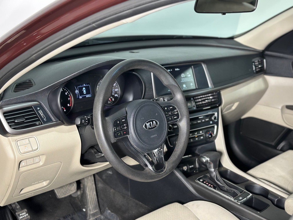 2018 Kia Optima Image 22