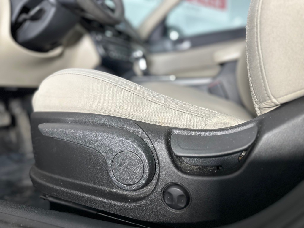 2018 Kia Optima Image 24