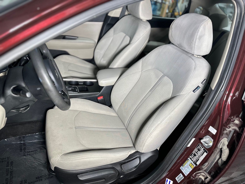 2018 Kia Optima Image 25