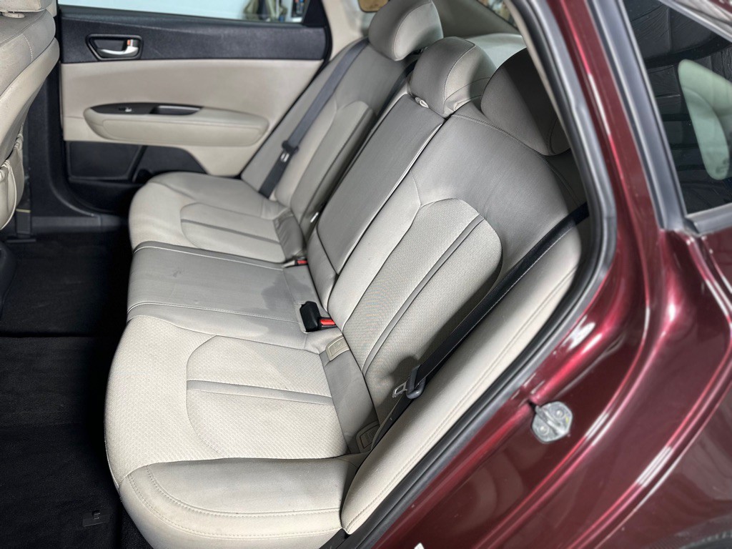 2018 Kia Optima Image 26