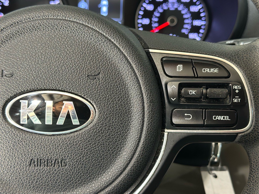 2018 Kia Optima Image 28