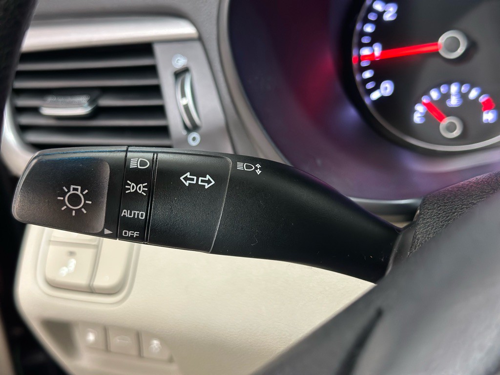 2018 Kia Optima Image 29