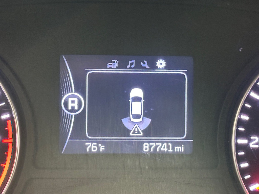 2018 Kia Optima Image 32