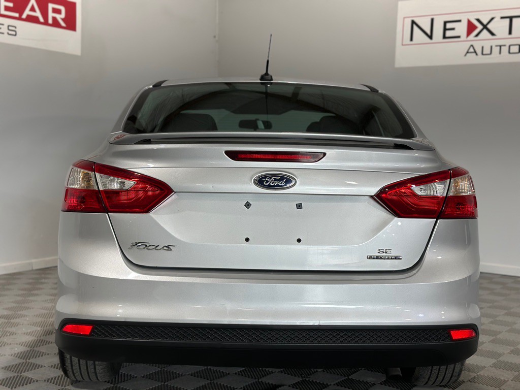 2014 Ford Focus Image 8