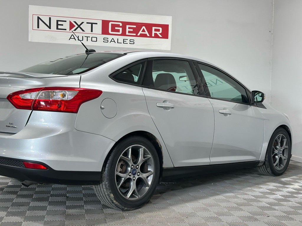 2014 Ford Focus Image 9