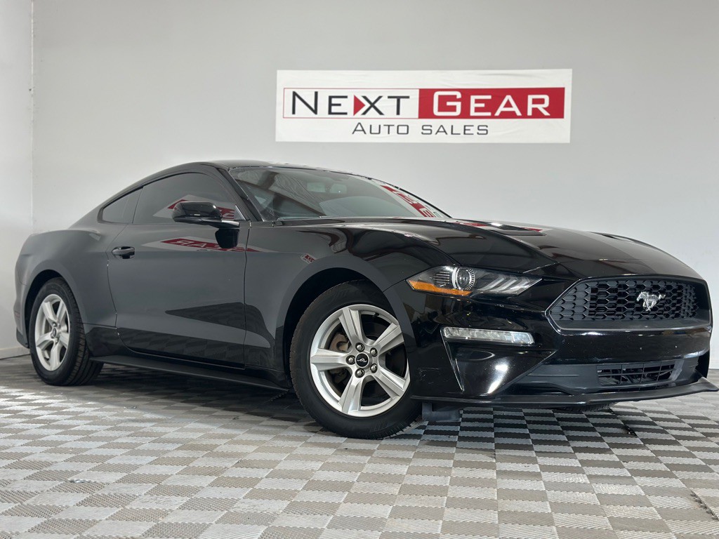 2018 Ford Mustang Image 1
