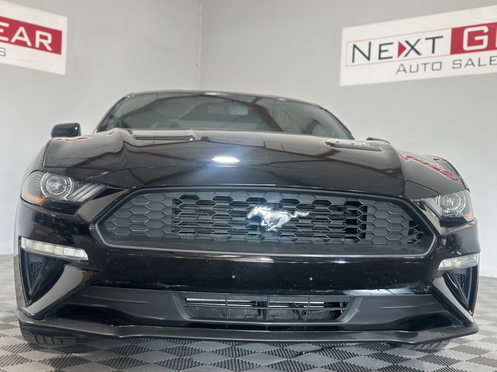 2018 Ford Mustang Image 4