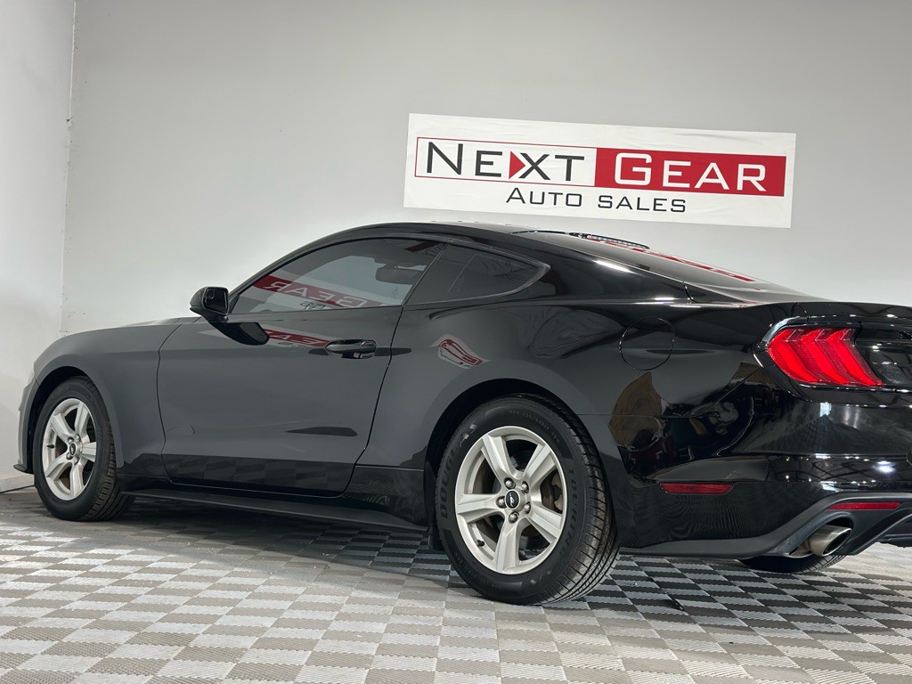 2018 Ford Mustang Image 7