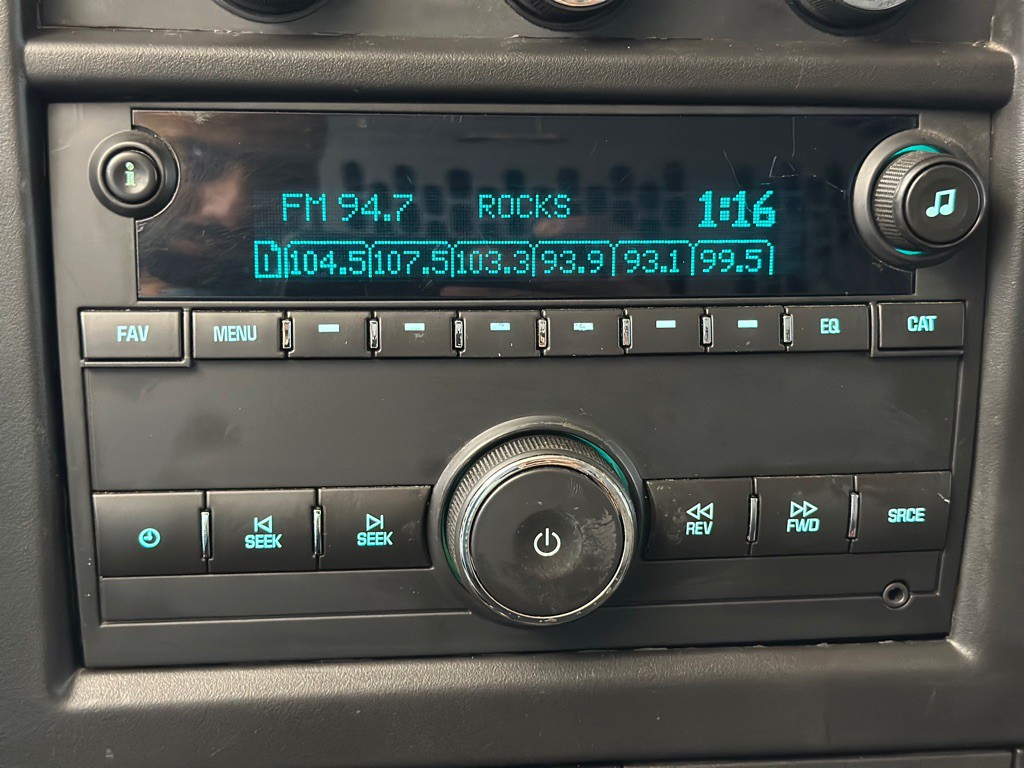 2017 Chevrolet Express Image 17