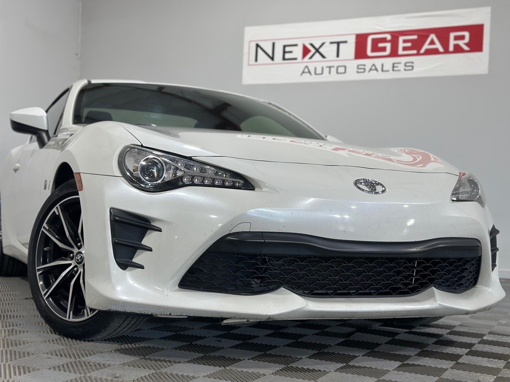 2017 Toyota 86 Image 4