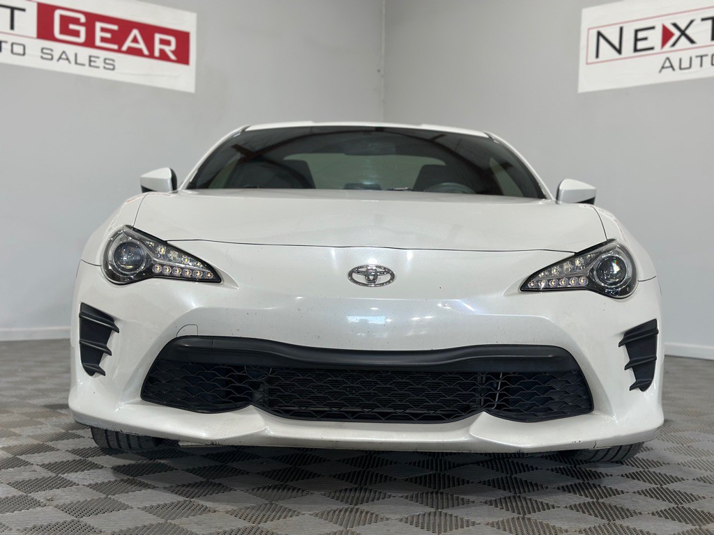 2017 Toyota 86 Image 5
