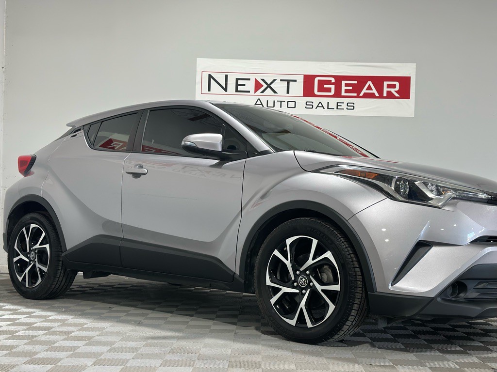 2019 Toyota C-HR Image 2