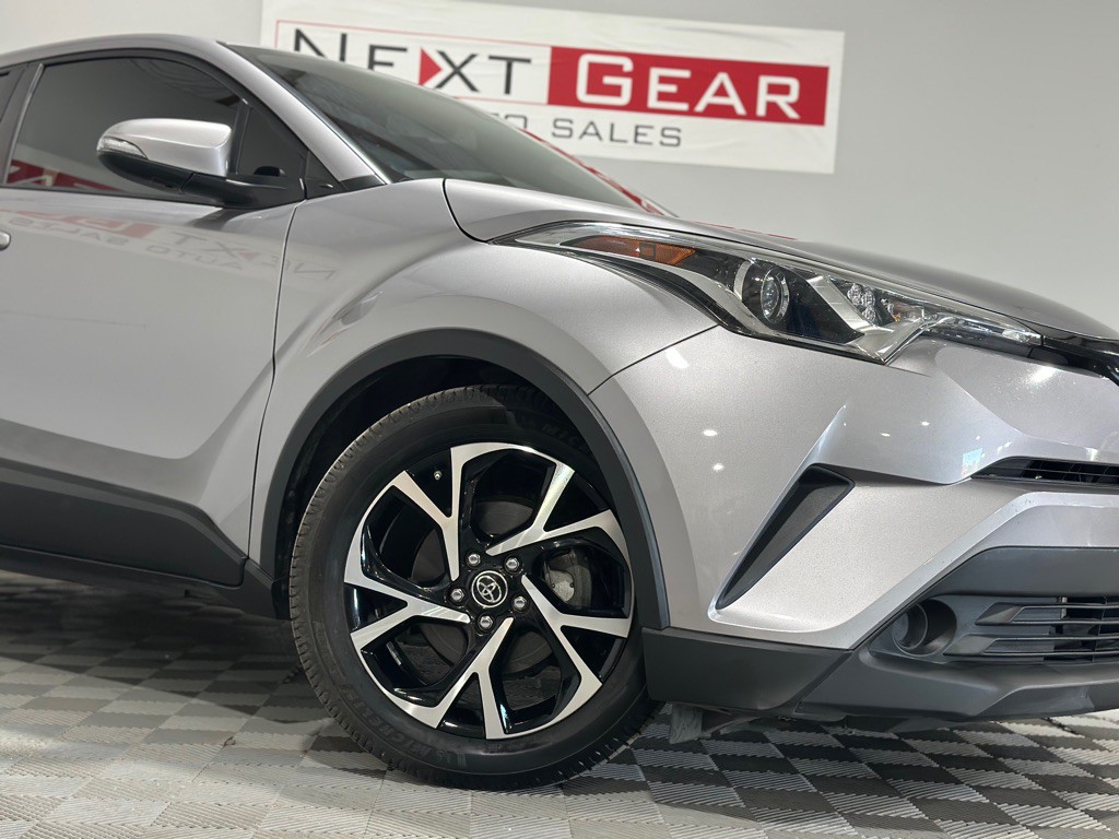 2019 Toyota C-HR Image 3