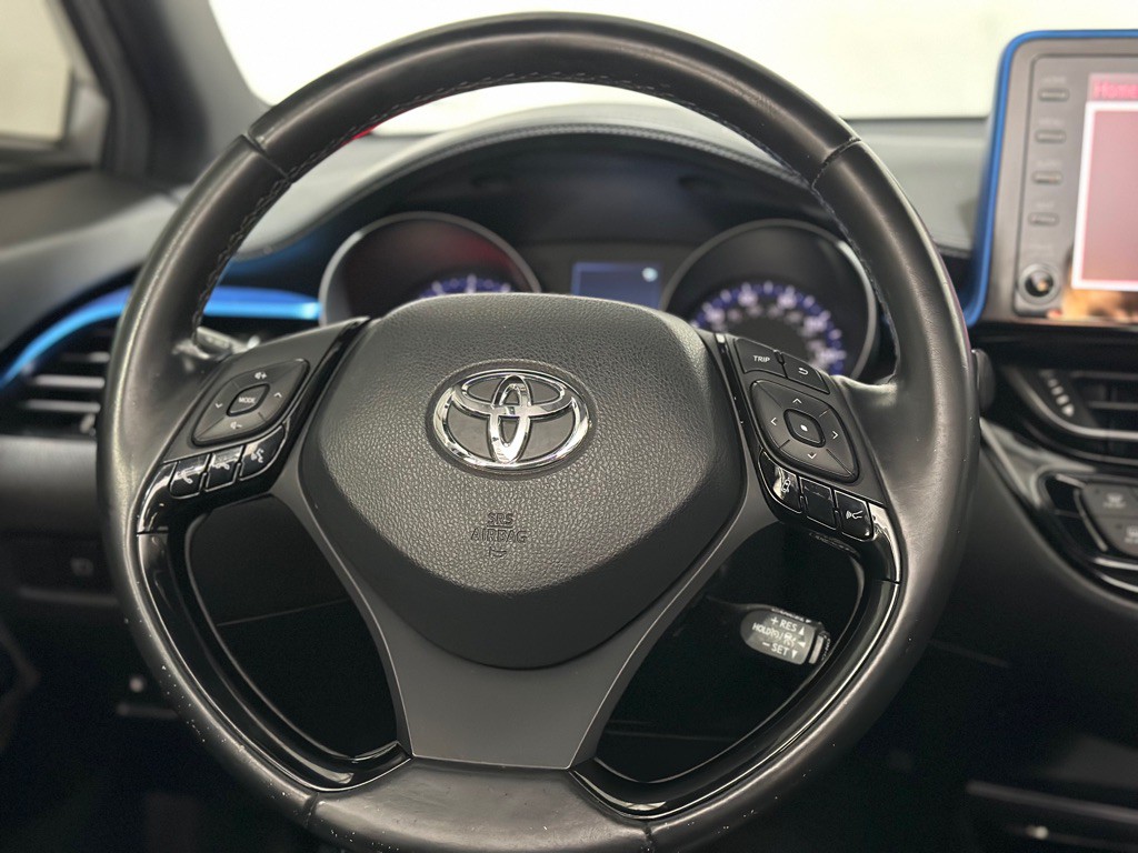 2019 Toyota C-HR Image 15