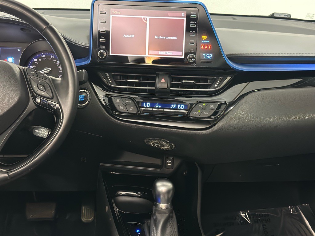 2019 Toyota C-HR Image 16