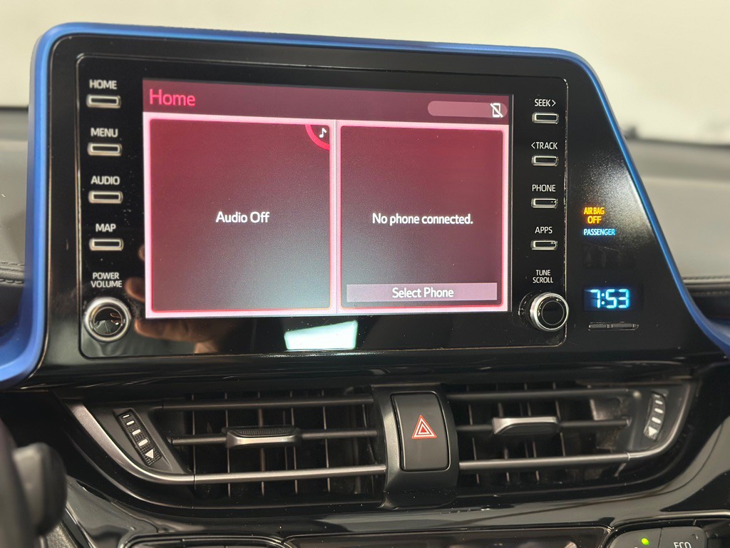 2019 Toyota C-HR Image 17