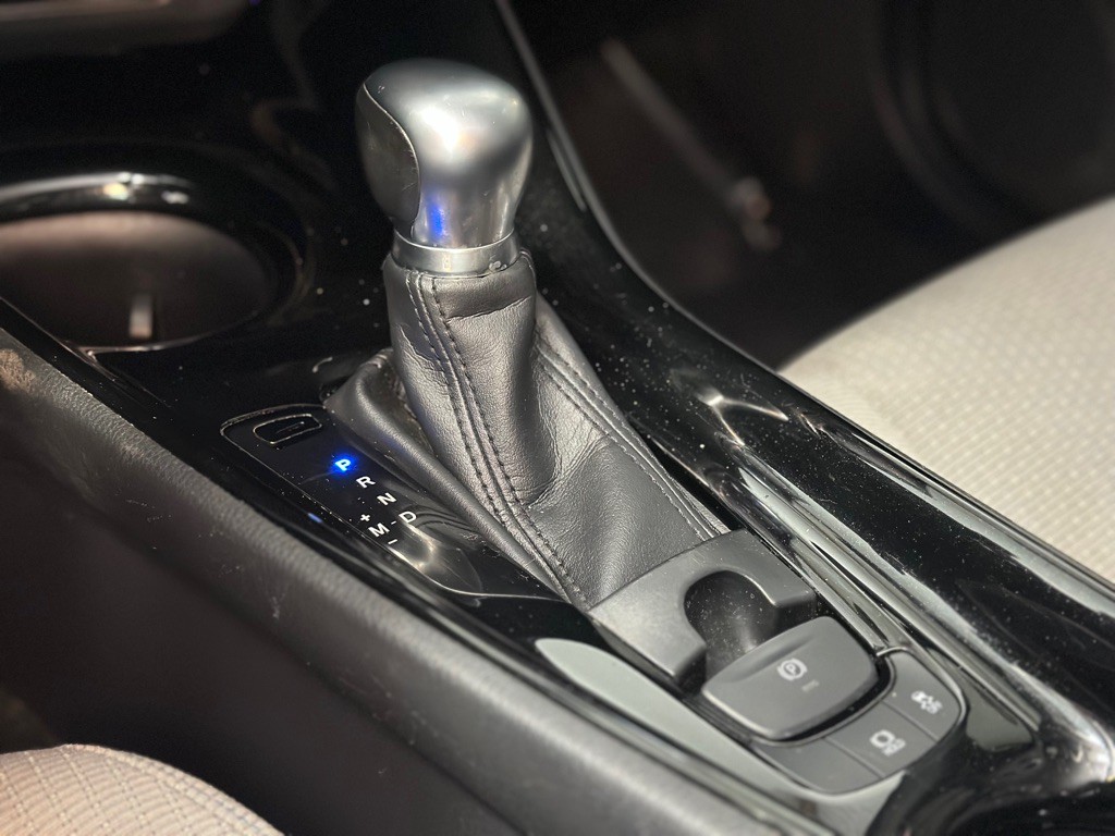2019 Toyota C-HR Image 21
