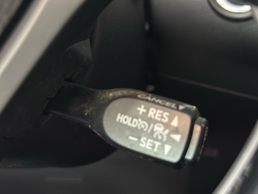 2019 Toyota C-HR Image 30