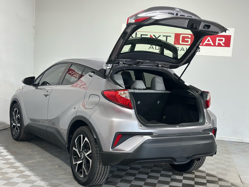 2019 Toyota C-HR Image 34