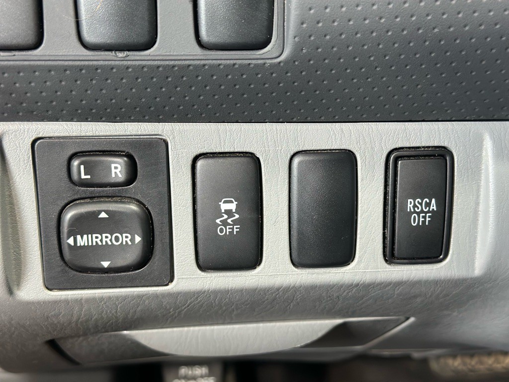2013 Toyota Tacoma Image 17