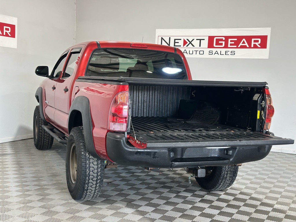 2013 Toyota Tacoma Image 32