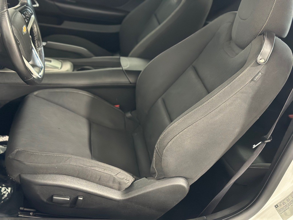 2015 Chevrolet Camaro Image 23