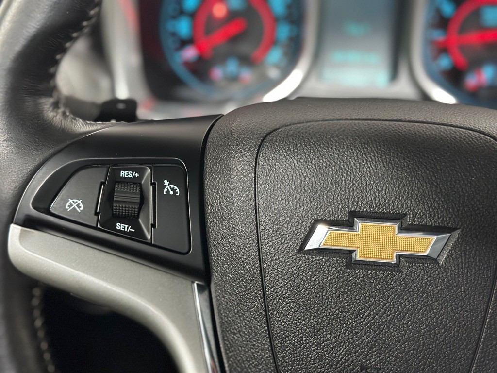 2015 Chevrolet Camaro Image 24