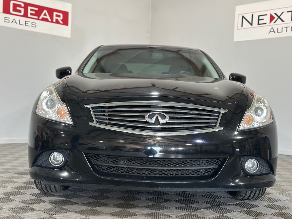 2015 INFINITI Q40 Image 3
