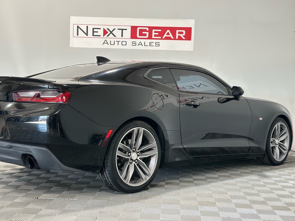 2018 Chevrolet Camaro Image 10