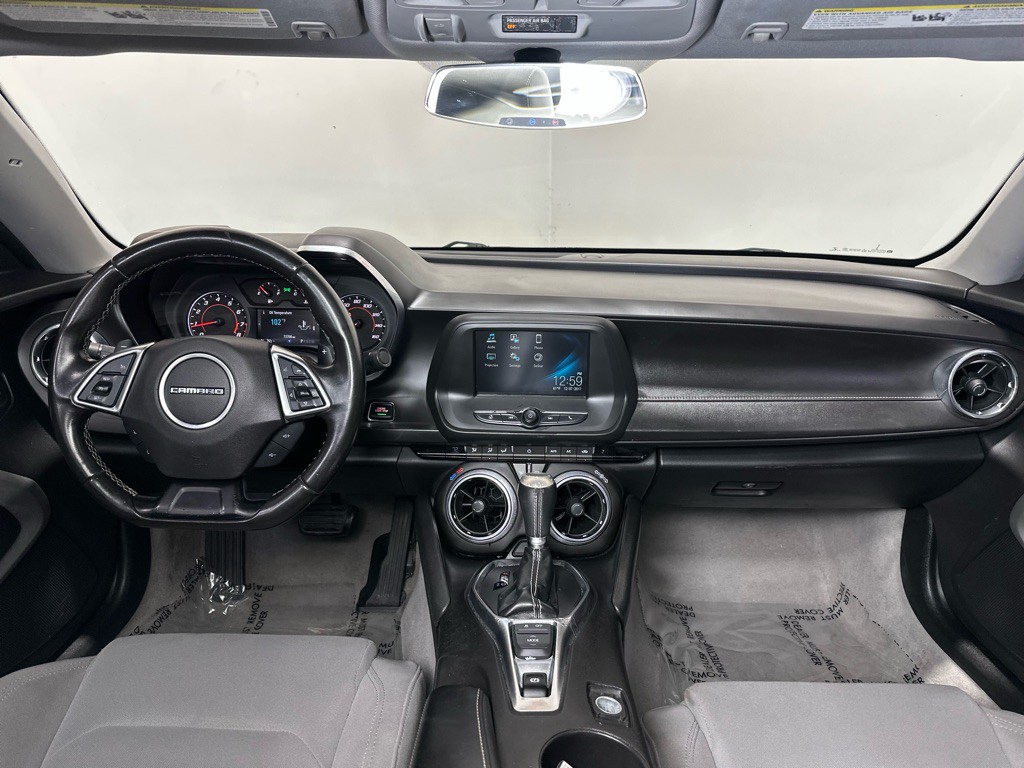 2018 Chevrolet Camaro Image 11