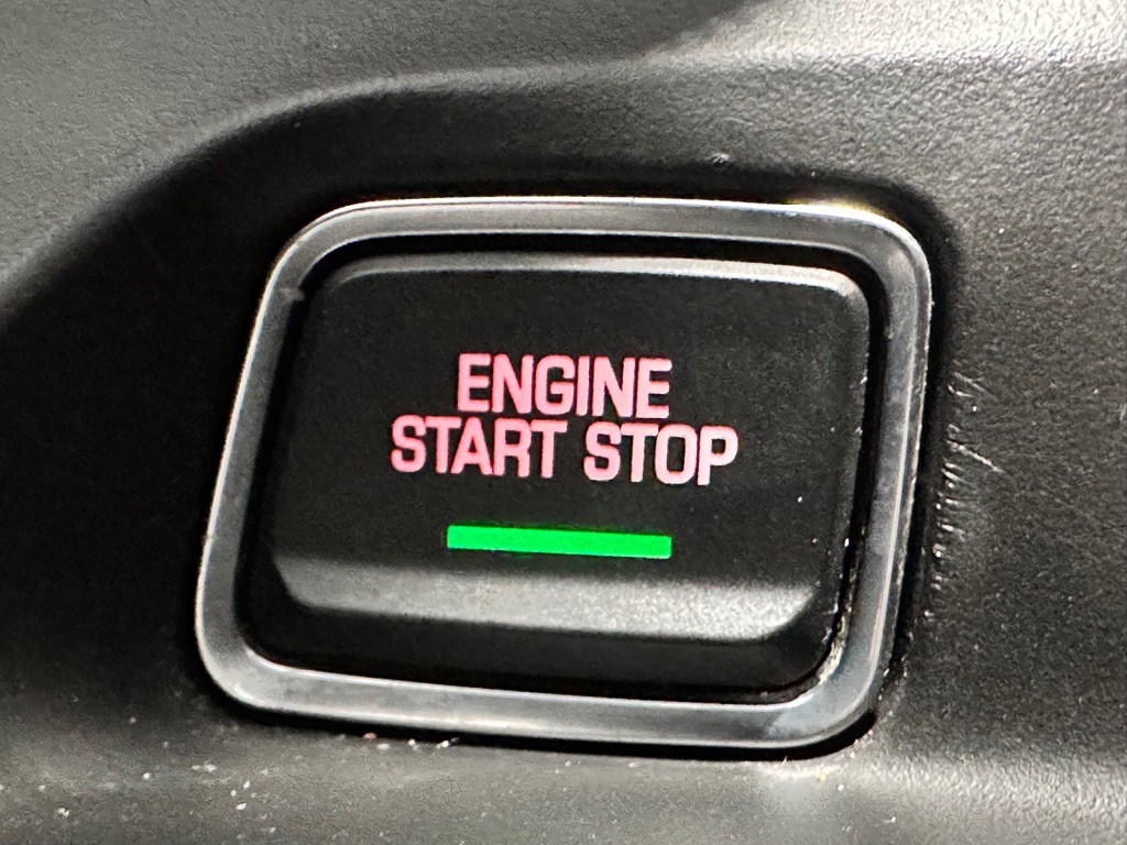 2018 Chevrolet Camaro Image 21