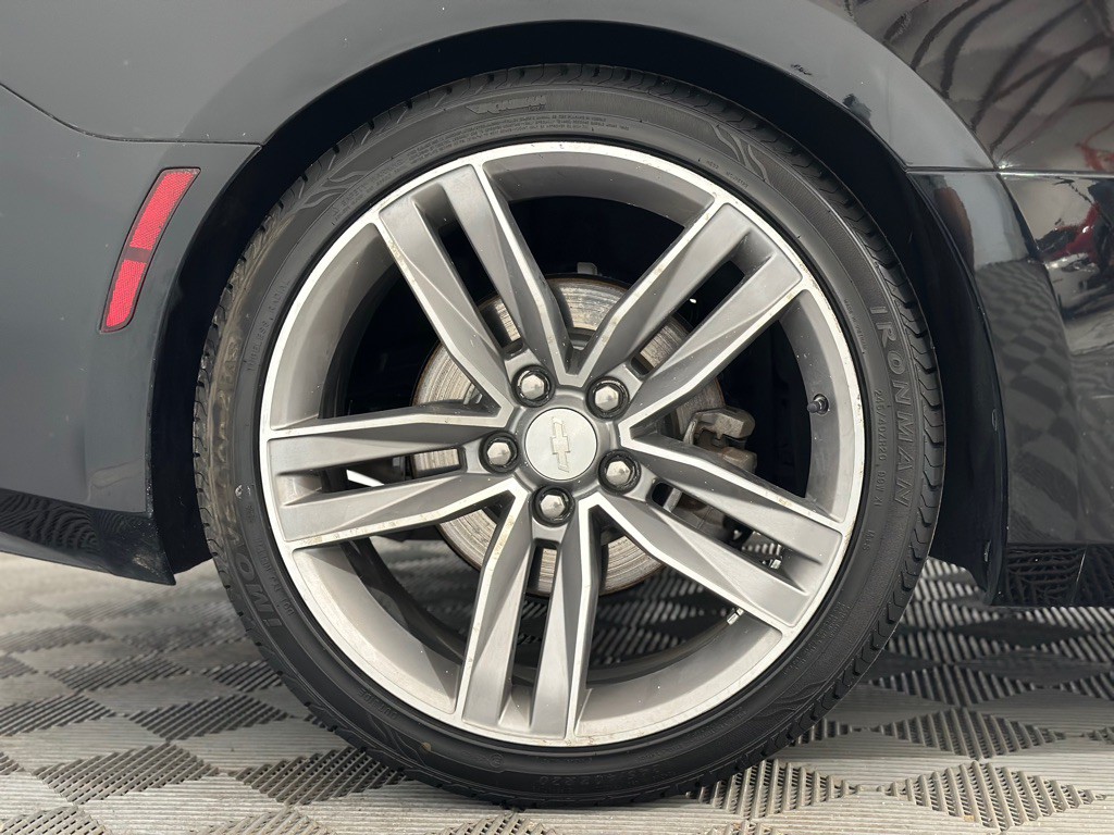 2018 Chevrolet Camaro Image 38