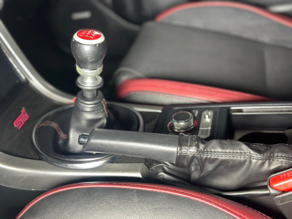 2015 Subaru WRX Image 19
