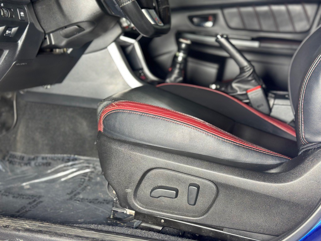 2015 Subaru WRX Image 22