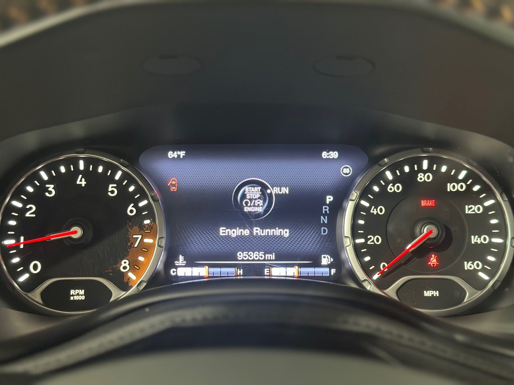 2016 Jeep Renegade Image 13