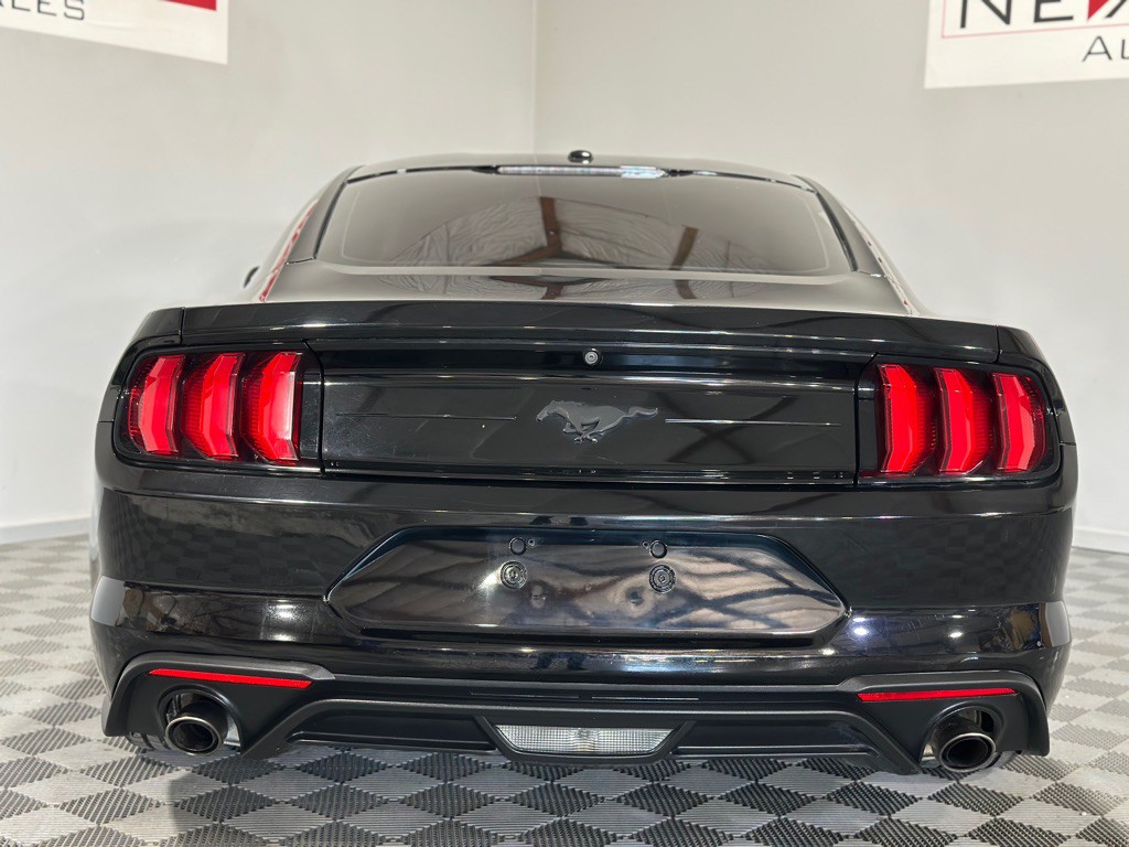 2020 Ford Mustang Image 11